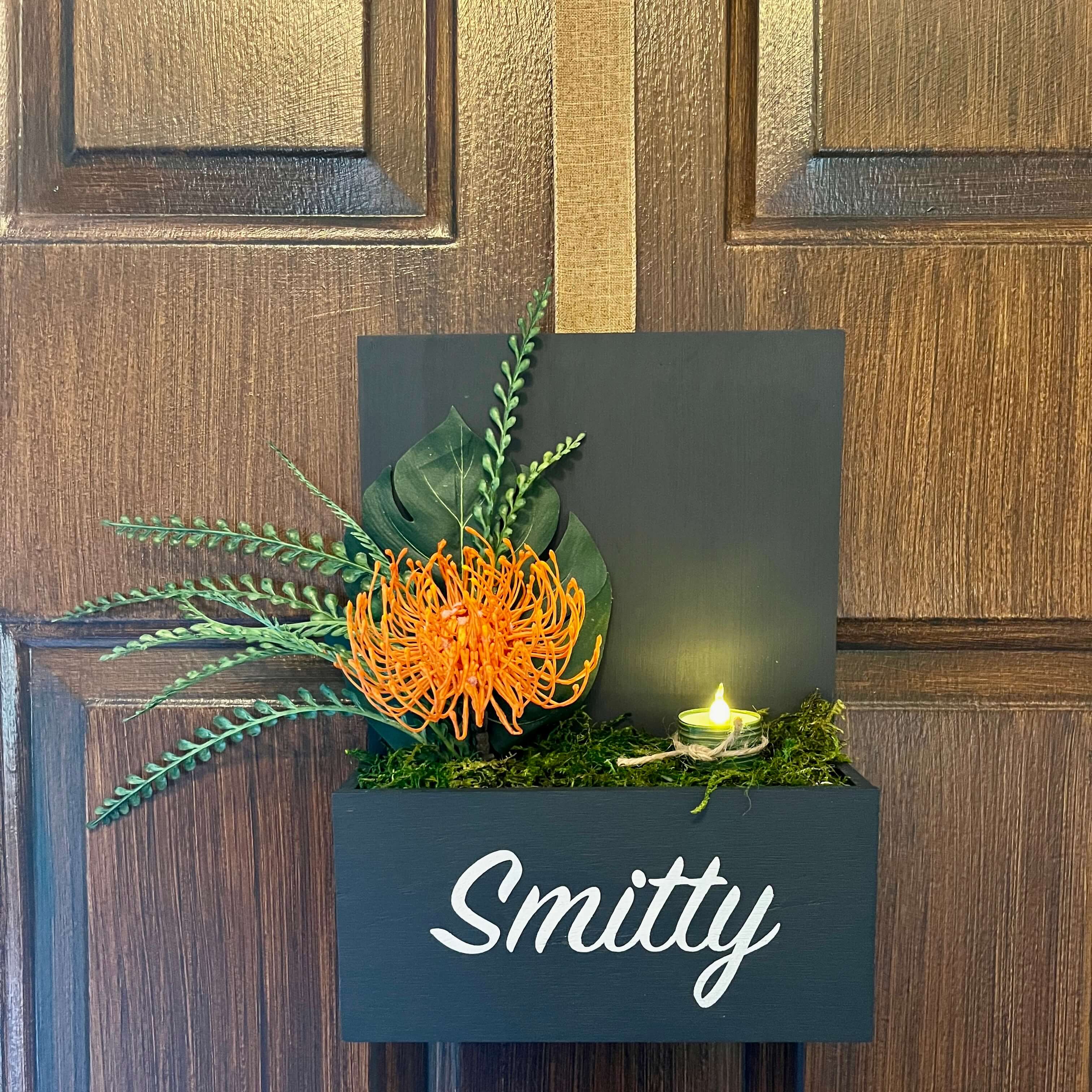 Interior Door Sign with Refillable Box